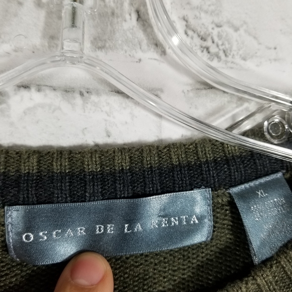 ❤SALE❤Oscars de la renta sweater shirt - Picture 5 of 6